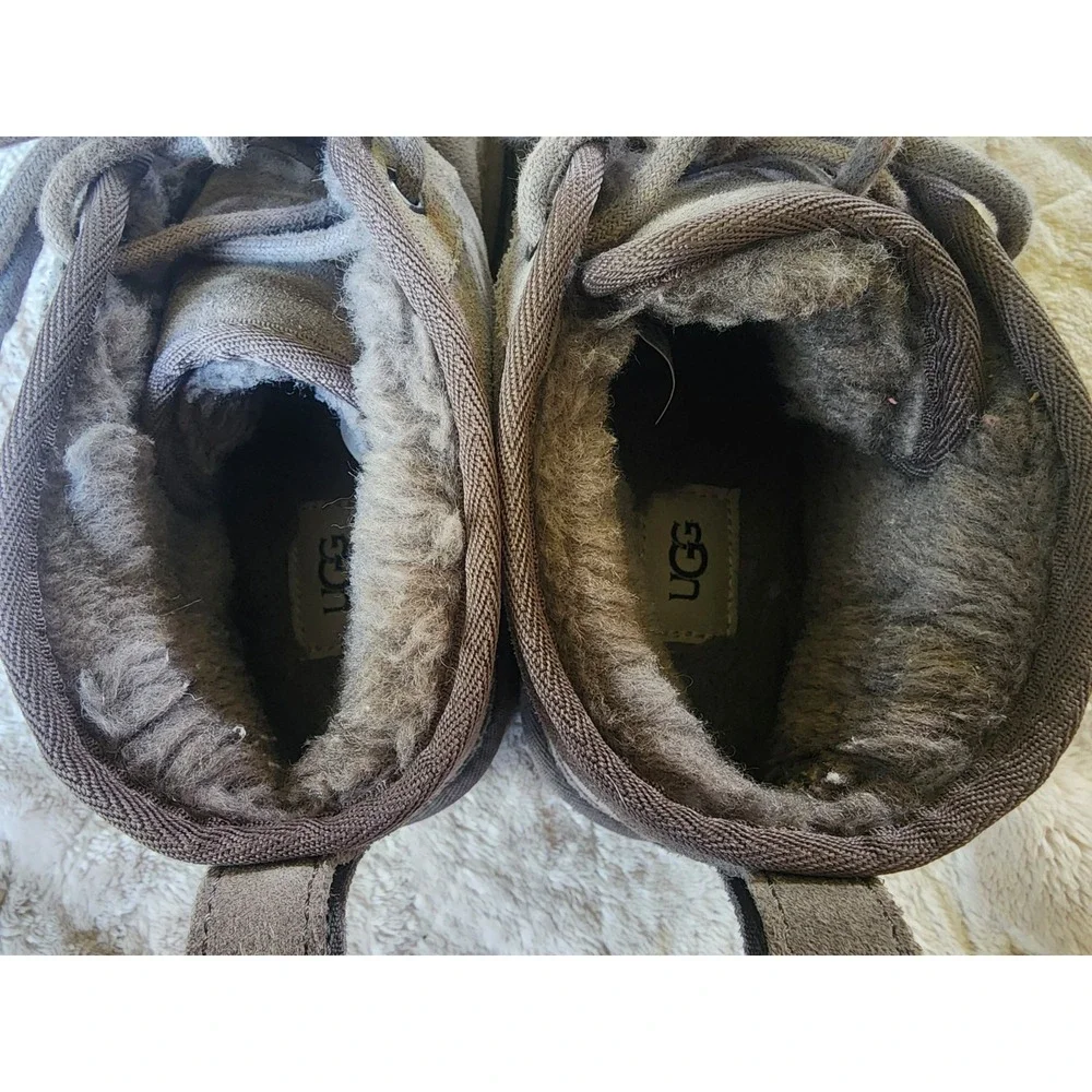 UGG neumel suede